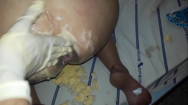 Download Video - Enfiei um tablete de manteiga inteiro no cu e o bra&ccedil;o do meu dono deslizou f&aacute;cil pra dentro do meu rabo frouxo e largo&period; Adorei e quero mais&period;