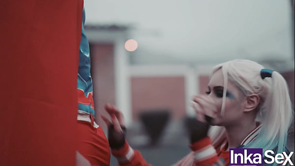 Superman destroys Harley Quinn's anus and gives her an anal creampie.