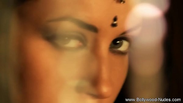 Sexy Indian Girl Is Pretty