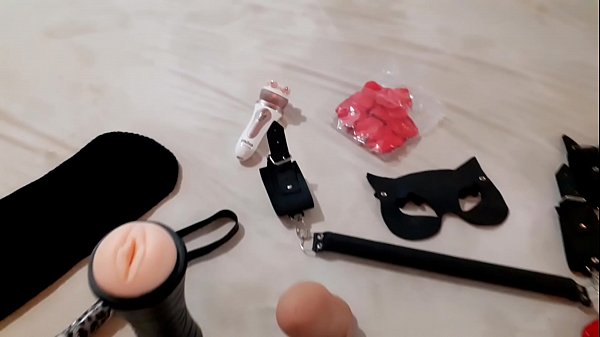Download Video - Amanda Goulart  Mostrando Seus Acess&oacute;rios De Trabalho Brinquedos Er&oacute;ticos