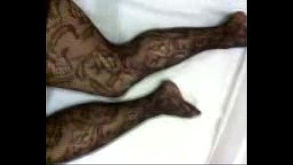 thumb my legs