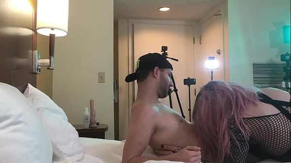 Hot Goth TS Sucks Cock