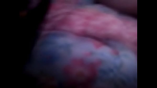 Amateur Wife using vibrator upclose