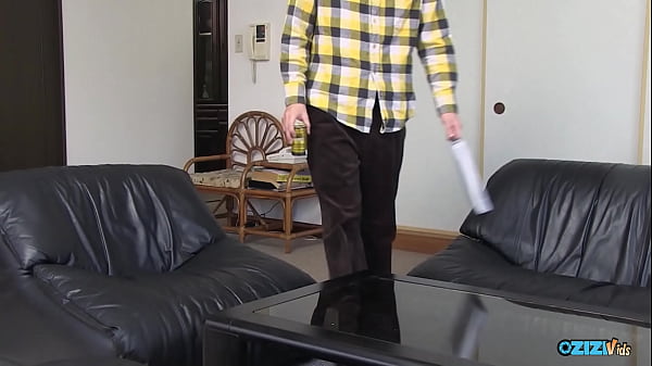 He creampied her and later after a meal she sucked his super fay cock gladly