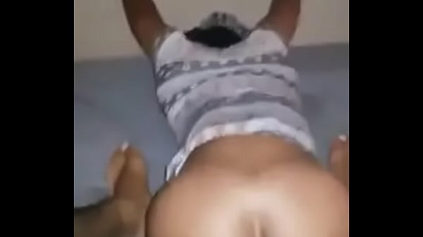 Bien Baissé La Chatte