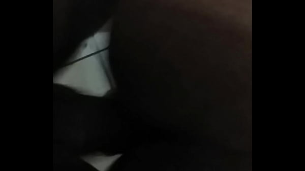 Download Video - Conheci no badoo e j&aacute; me deu o cuzinho