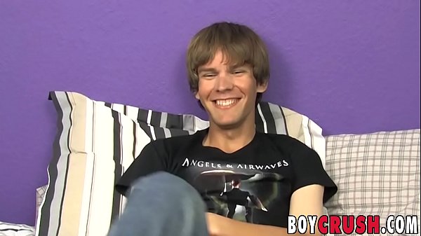 Twinky taking his time before jerking off at se...