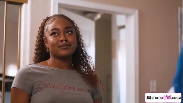Download Video - Ebony lesbian teaching big tits white roommate how to squirt