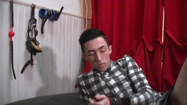 so sexy twink 22 YO fuckd by PABLO BRAVO