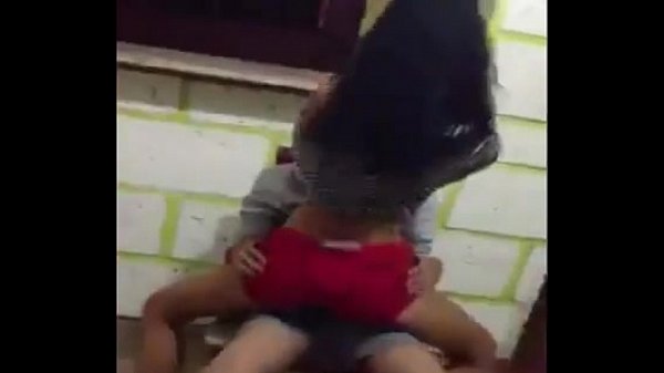 Guy Se Fait Prendre Par Des Soeurs