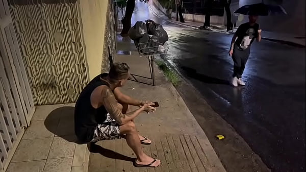 Um carioca comendo o cu guloso de um mineiro em...