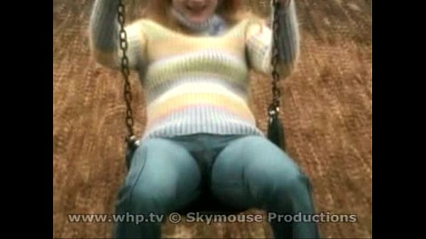 GIrl peeing to her jeans in public