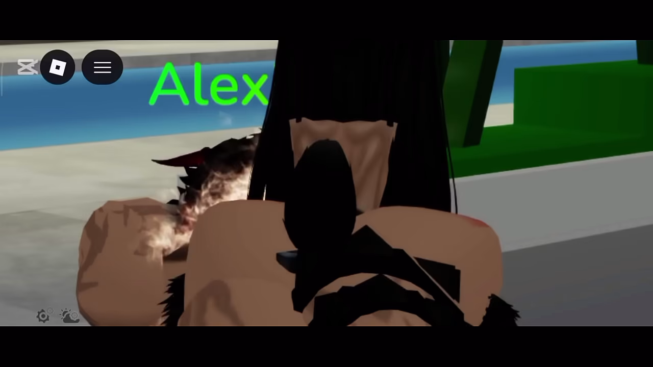 Cogiendome a la puta de mi sirvienta en brookhaven y casi nos agarra mi esposa perra