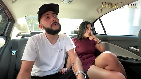 WORKING AS AN UBER, I FUCKS MY CLIENT'S WIFE WHILE HE WAS DRIVING AROUND THE CITY
