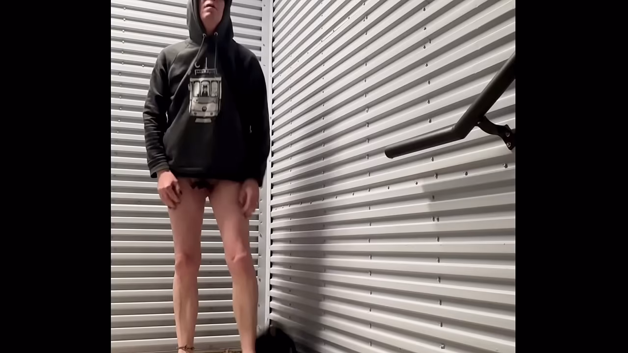 Marc laflamme fag-id sw67 - stripping in public stairwell