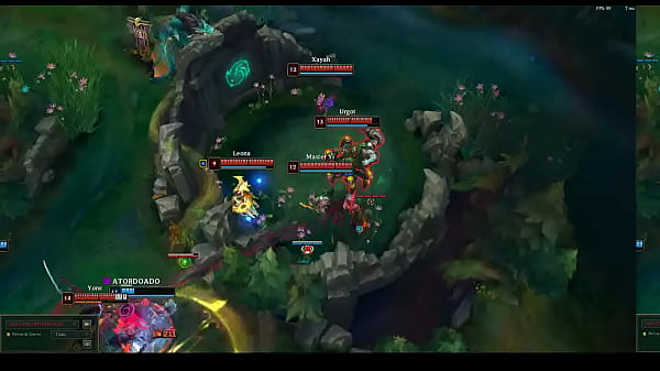 Careca comendo piranha safada do cabeludo