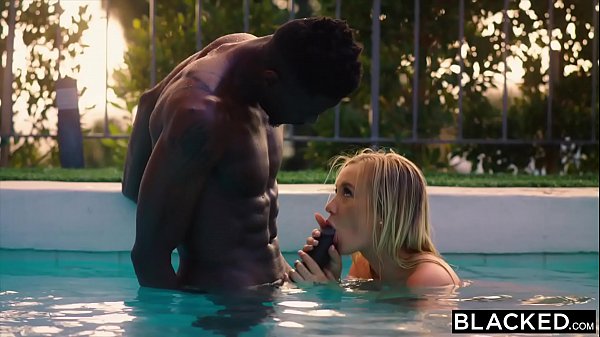 Hot Blonde Secretly Fucks Her Roommate's BF