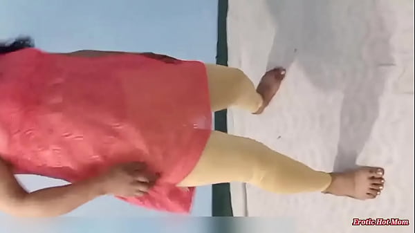 desi indian hot bhabhi performing nanga dance in private room sexy mujra