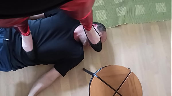 thumb trampling