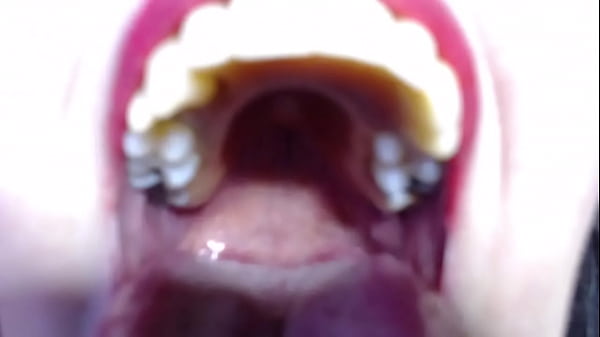 Download Video - 703 Giantess&sol;VORE Fantasy&period; Towering above poor little "Nils" I scoop him up and eat him in one gulp