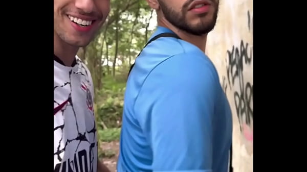 FUI FAZER TRILHA NO PARQUE E ENCONTREI UM PAUZU...