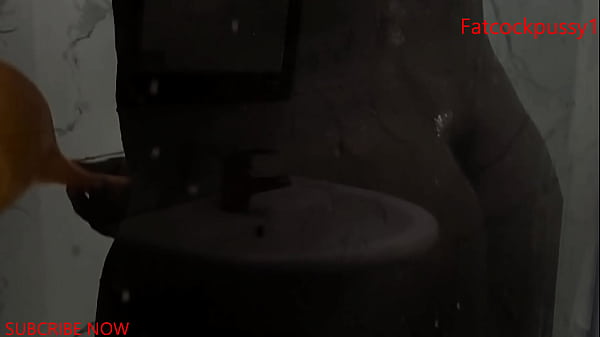 SEE HOW MY STEPMOM BATH EACH TIME I WATCH HER AND I FINALLY FUCKED HER BIG ASS.FULL PART ON RED