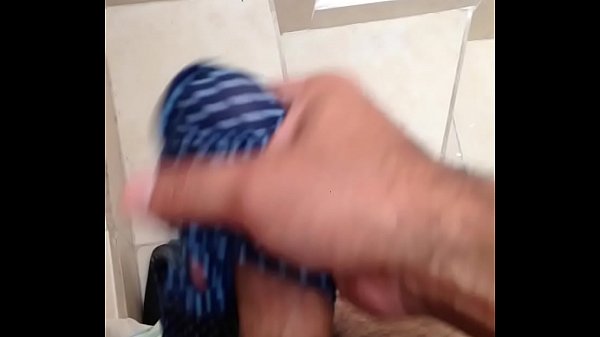 Download Video - M&aacute;sturbaci&oacute;n me vine dos veces buen rico