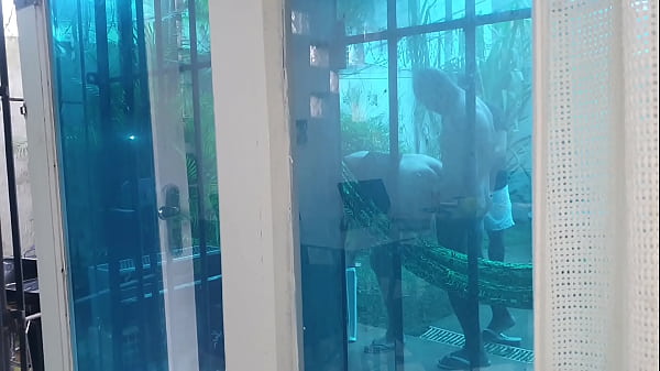I filmed my neighbor cuckolding enjoying watching his wife get busted in the ass by the biggest cock in the neighborhood. Melissa Devassa - El Toro De Oro