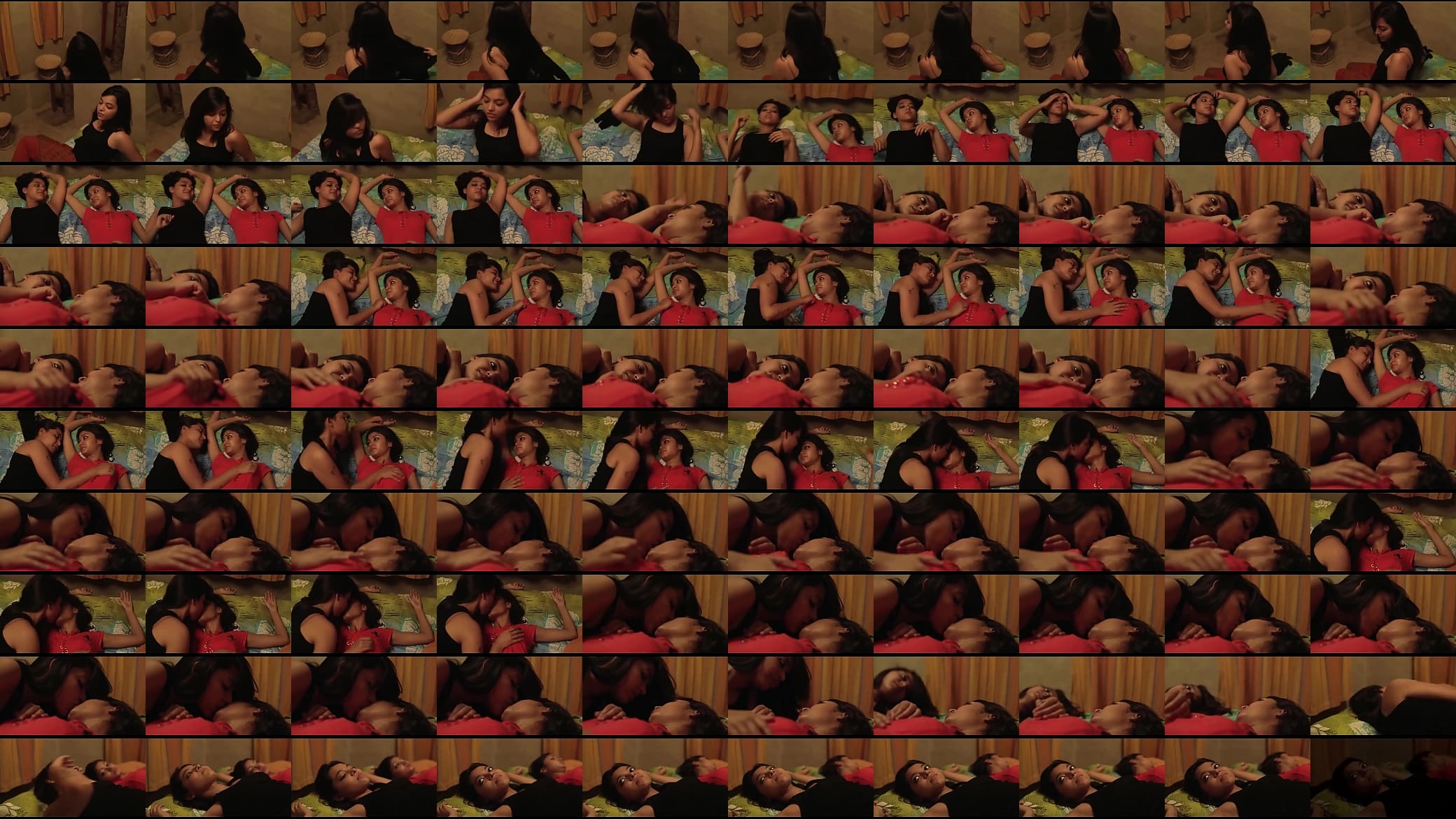 Indian Girls Kissing 预览图