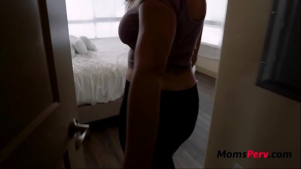 Making sure stepMOM's sex life is LIT