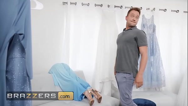 Download Video - Naughty Van Gets Caught By His Gf Alyx Star Cheating With Lily Lou & Soon After It Turns To A Wild 3some - BRAZZERS