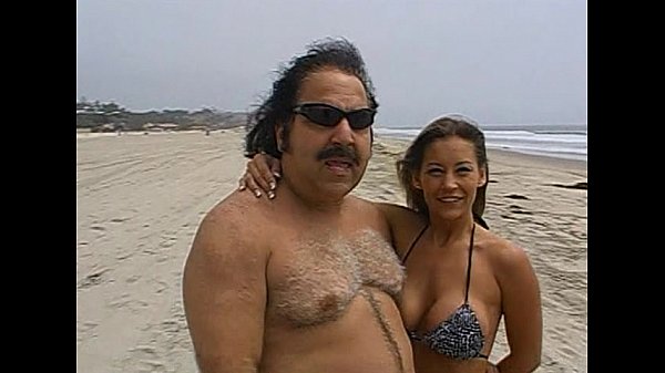 Download Video - Metro - Ron Jeremy Venice Beach - scene 1 - extract 2
