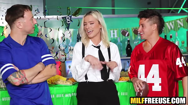 Hot blonde freeused by football fans