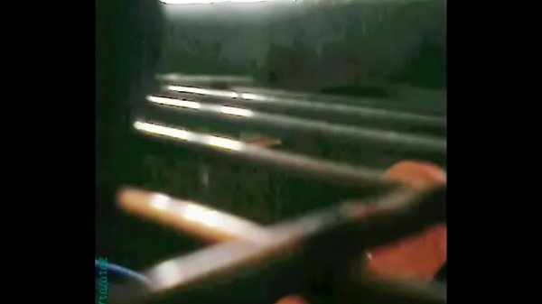 Download Video - Flagrando novinho no banheiro