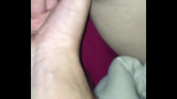 thumb fisted