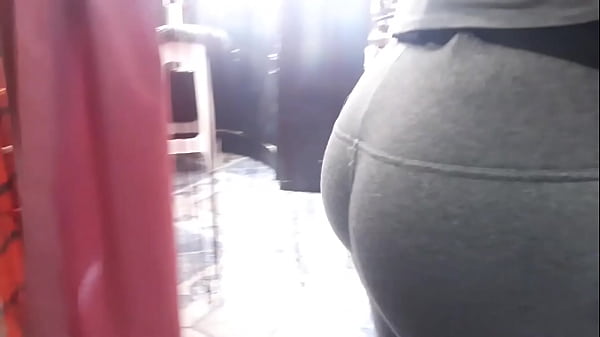 Culaso de trans cuando camina