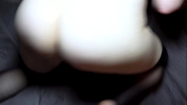 Download Video - SO EINE SAU&excl;&excl;&excl; VOLL INS BETT GESQUIRTET PENNY AO-FICK MIT ANDY-STAR