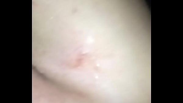 Download Video - Neg&atilde;o depois que chupou meu cuzinho nem me comeu &eacute; j&aacute; foi gozando