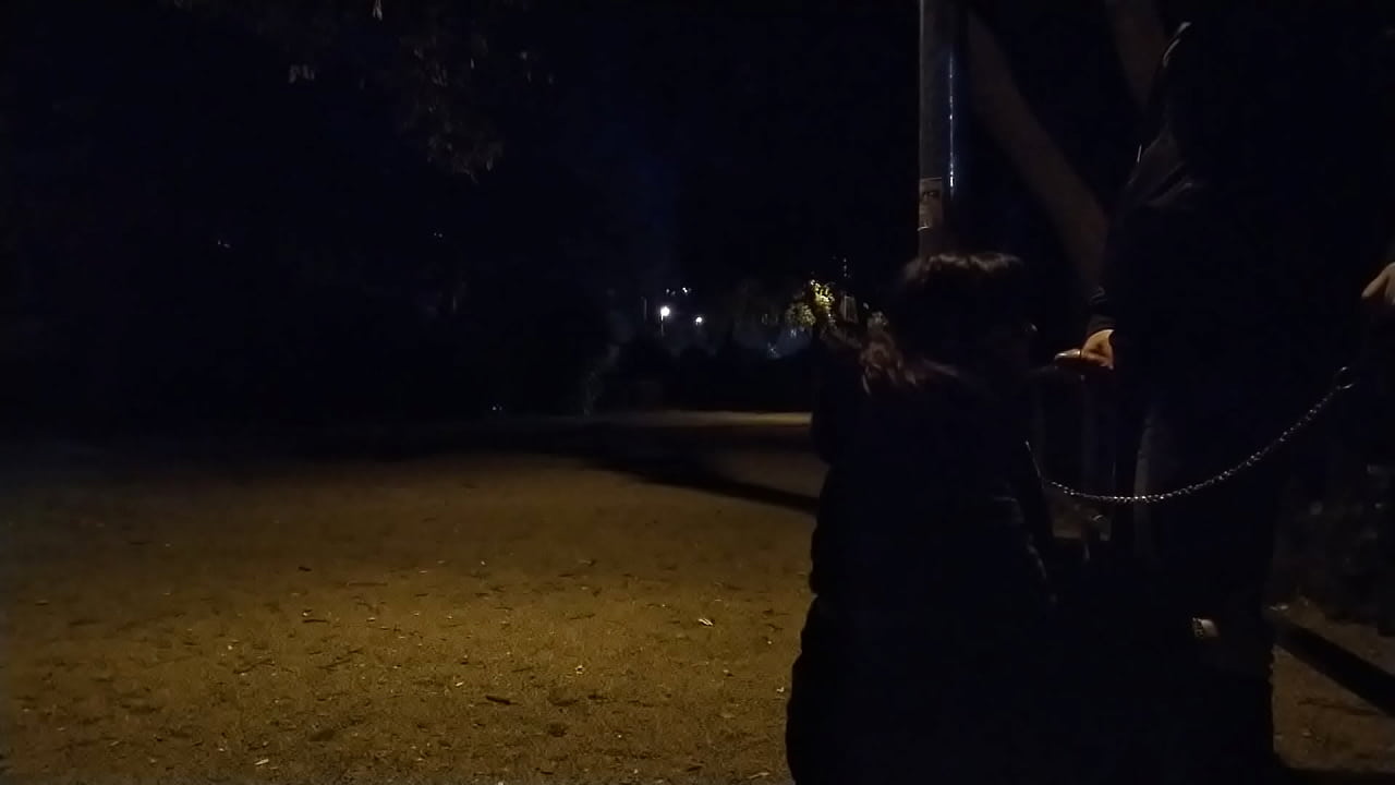 Esposa chupando polla con correa
                    tits sucking milf blowjob real amateur homemade mature chubby old domination whore submission slave training bbw sub kinky walk stepmom muchos negros