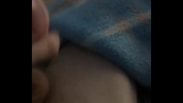 Belle Bite Dure Casser La Grosse Noix