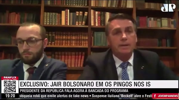 Bolsonaro empurrando no Barroso