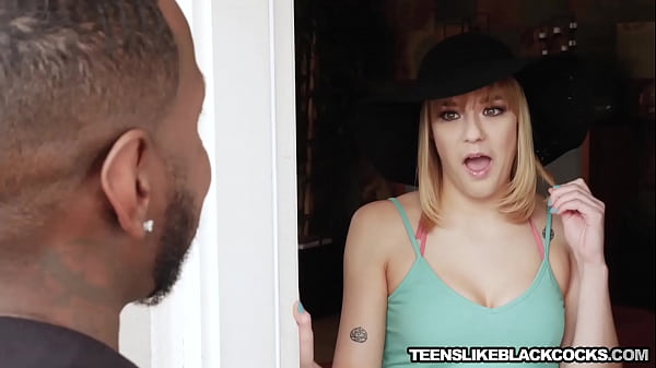 Inked teen Sailor Luna gets sticky facial from BBC stallion