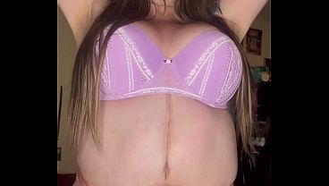 Tsladoll - 仕事が終わる30分前に、あなたのTSガールフレンドがこのビデオであなたをからかう様子をご覧ください - 2026年4月8日