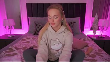 Blonde Cat Hoodie Nude Striptease & Pussy Play | Deepthroat & Masturbation