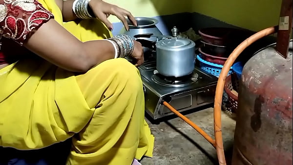Download Video - Dost ki biwi ko kitchen me doggy style me choda&period;bengali audio