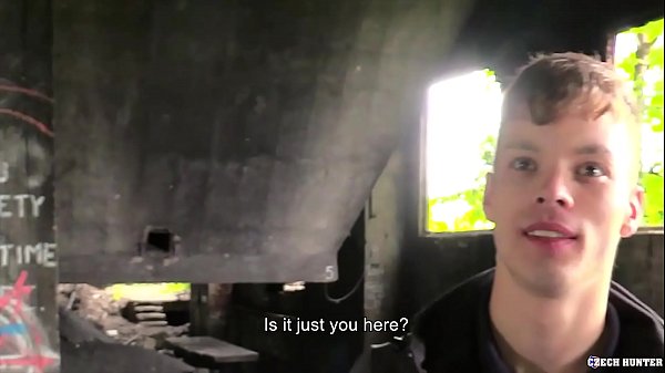 Twink Gets His Tight Ass Stretched Riding On A ...