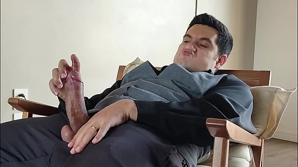 YURI GA&Uacute;CHO - Big gay dick showing off in front...