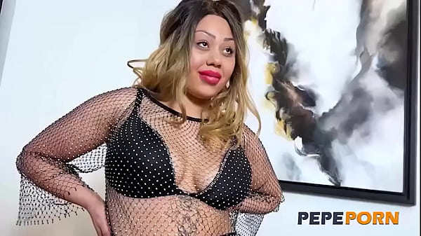 Young and mature women want to film porn. Karla Duran, Lydia Milf, Debora Sanz, and Claire P are here to fuck at PepePorn