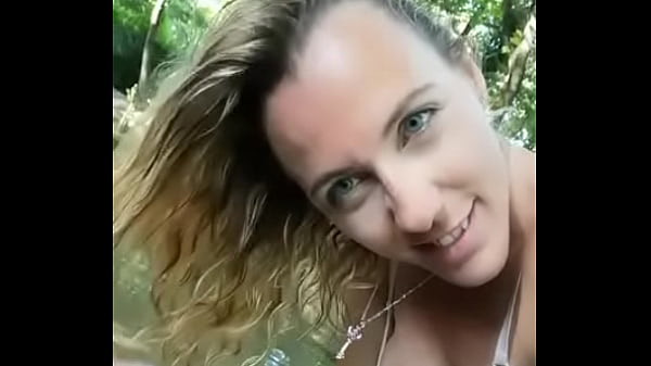 Canicule mes chocos, hydratez vous ! Et venez avec moi dans l'eau