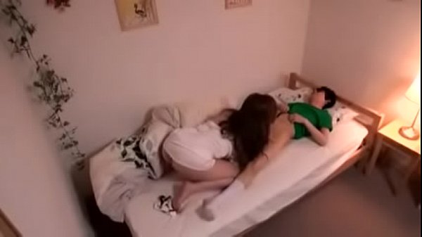 Download Video - My girlfriend's m&period; is very hot and passionate